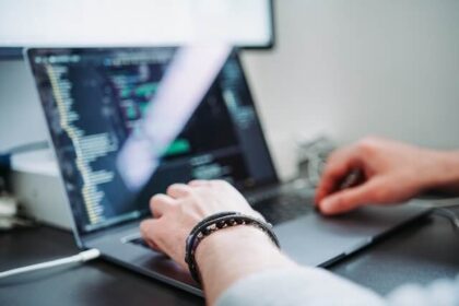 How AI App Development Tools Are Leveling the Playing Field for Small Businesses