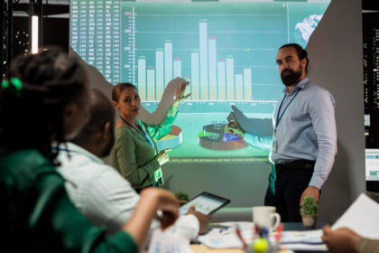 Maximising Small Business Growth: The Strategic Shift to Hybrid Event Models