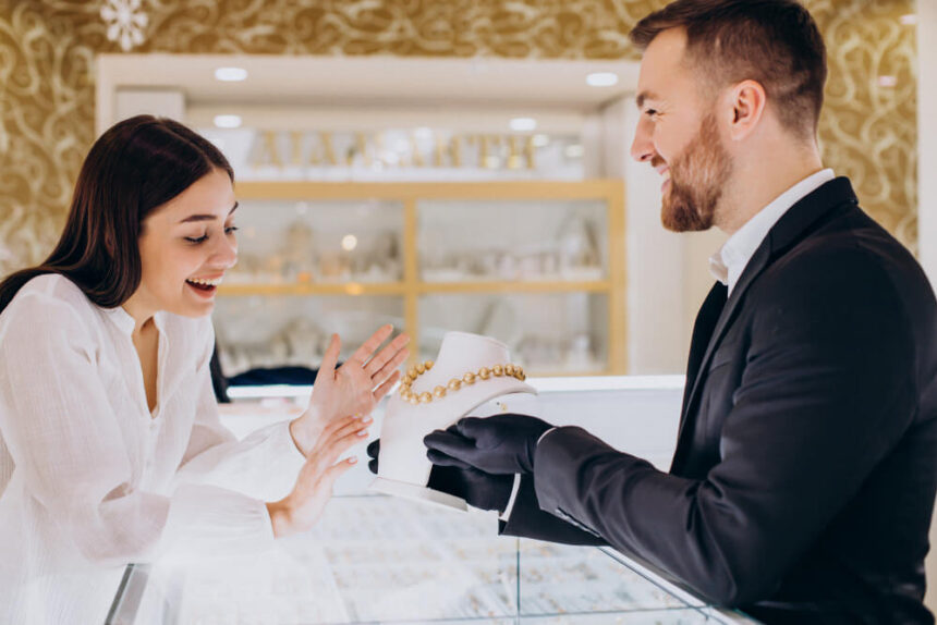 Why Arizona’s Love for Jewelry Is Powering a New Resale Movement